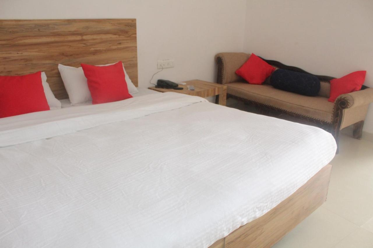 Hotel Heritage High Удайпур Екстериор снимка